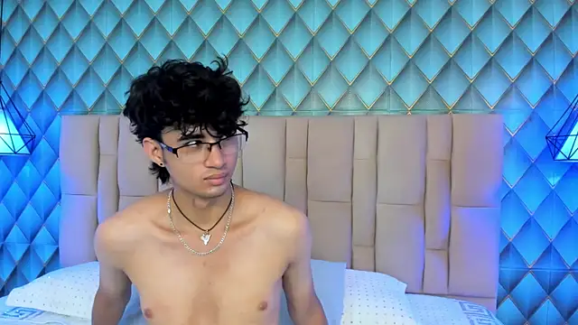 Sofia-Ethan online show from July 8, 7:40 pm
