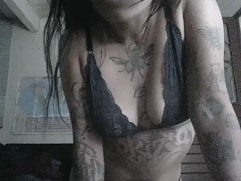 Mamasita gostosa online show from July 13, 9:50 pm