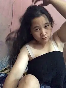 Ninaa01 online show from May 15, 5:03 am