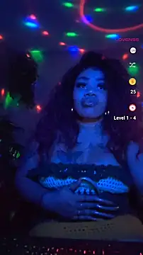 Snapshot of NailGoddessnow chatting on January 27, 2:31 am NailGoddessnow online show from January 27, 2:31 am