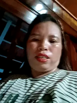 -Yeyi- online show from June 19, 11:47 am