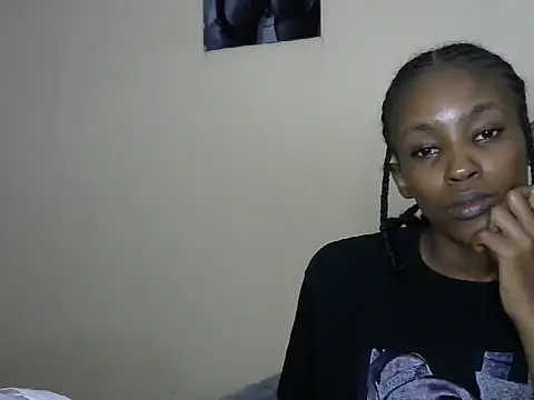 slim ebon online show from June 27, 8:03 pm