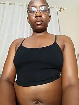 Snapshot of Miss-Temptasion chatting on June 16, 2:41 pm Miss-Temptasion online show from June 16, 2:41 pm