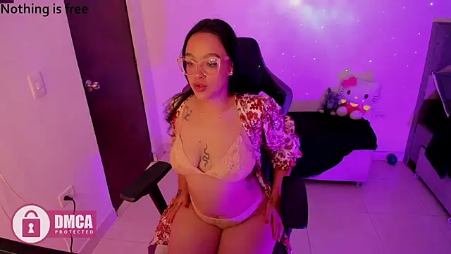 Spicydollx 1 online show from June 10, 4:28 pm