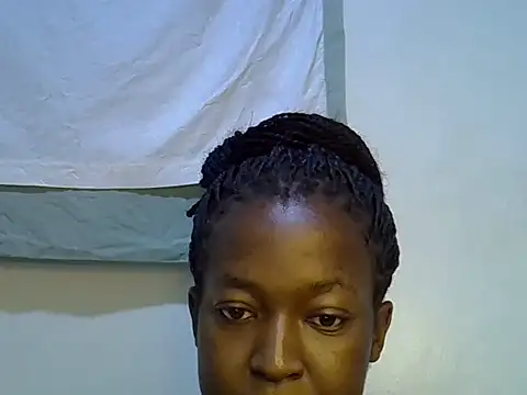 Snapshot of honeny_dropp chatting on June 3, 2:14 am honeny dropp online show from June 3, 2:14 am