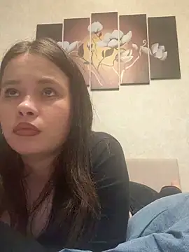 RiaLowelyt online show from May 15, 7:54 pm