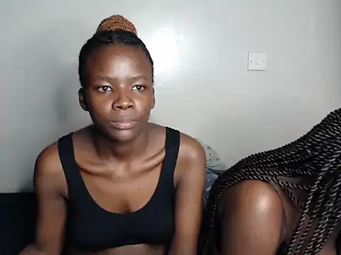 malia latifa online show from June 11, 2:53 am