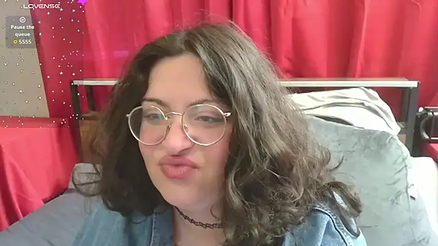 squishkink online show from June 25, 3:49 pm