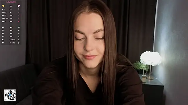 CarolannMirjah online show from June 23, 4:21 am