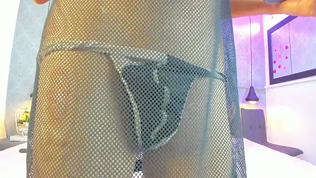 Snapshot of Kimberlyy- chatting on May 20, 1:39 pm Kimberlyy- online show from May 20, 1:39 pm