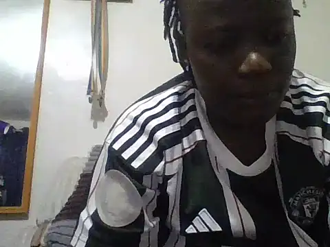 Snapshot of yourdreamgirlT chatting on July 16, 3:56 am yourdreamgirlT online show from July 16, 3:56 am
