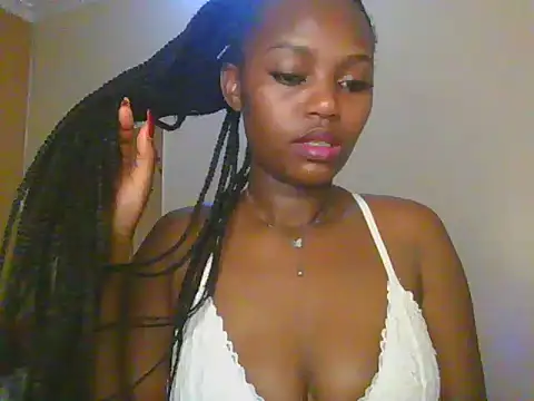 Snapshot of lunahit chatting on June 6, 9:19 pm lunahit online show from June 6, 9:19 pm