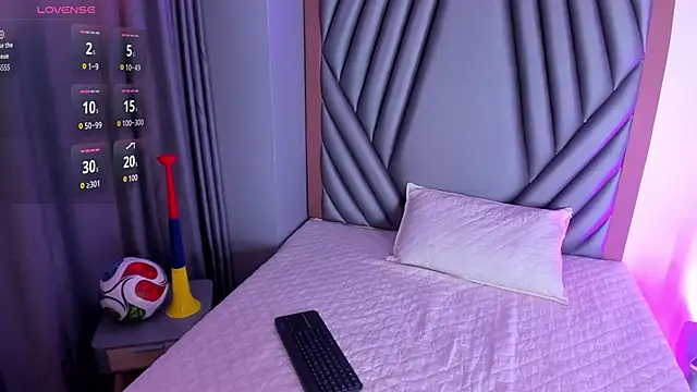 madison flores online show from June 30, 3:51 am