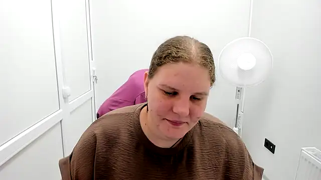 Snapshot of Bella_shyy_ chatting on July 11, 1:25 pm Bella shyy online show from July 11, 1:25 pm