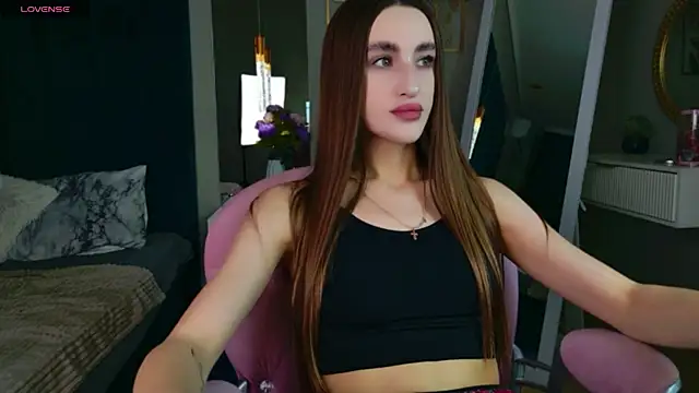 MadisonRen online show from July 2, 10:54 am
