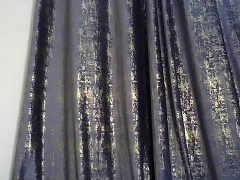 Snapshot of sweet_ebony34 chatting on July 4, 11:05 am sweet ebony34 online show from July 4, 11:05 am