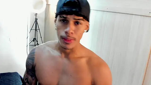 Joao da silva19 online show from June 14, 3:14 pm