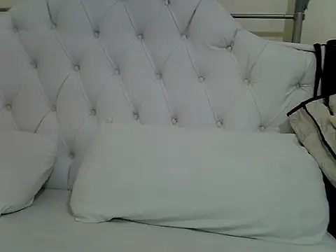 slimmykim online show from July 3, 6:31 am