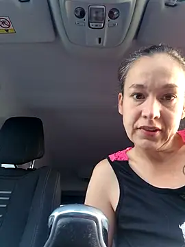 adelinegirly online show from June 9, 4:24 am