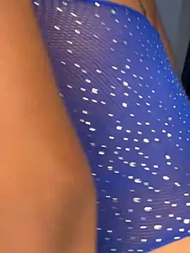 sexyie caramel online show from July 15, 5:45 am