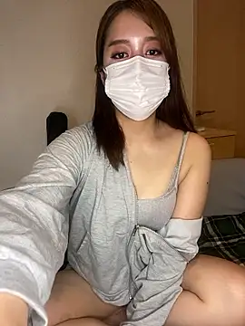 Snapshot of mami_ch chatting on June 21, 6:05 am mami ch online show from June 21, 6:05 am