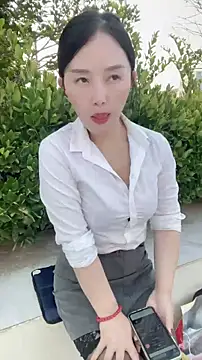 Snapshot of lylxili chatting on July 20, 10:39 am lylxili online show from July 20, 10:39 am