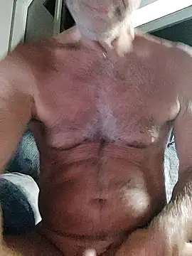 Snapshot of daddygil69 chatting on June 4, 2:50 am daddygil69 online show from June 4, 2:50 am