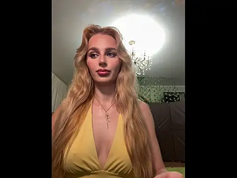Golden  Daisy online show from July 8, 5:06 pm
