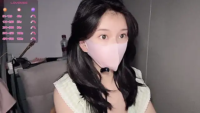 Snapshot of mengmeng-Zzz chatting on June 8, 8:31 pm mengmeng-Zzz online show from June 8, 8:31 pm