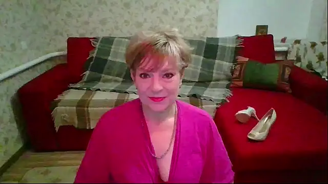 Snapshot of SamantaxFocs chatting on May 29, 3:26 am SamantaxFocs online show from May 29, 3:26 am