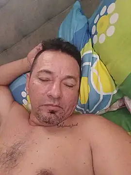 Snapshot of Gerardo_Camila chatting on May 18, 9:20 pm Gerardo Camila online show from May 18, 9:20 pm