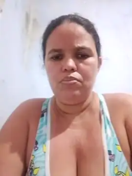 nina28291 online show from July 2, 1:38 am