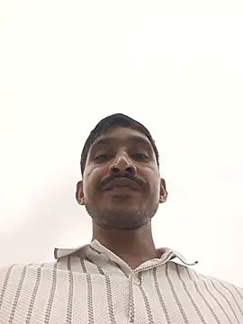 Snapshot of kannram chatting on August 4, 3:32 am kannram online show from August 4, 3:32 am