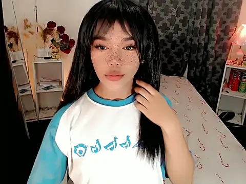 Snapshot of Nozomi_Wu chatting on May 21, 11:28 am Nozomi Wu online show from May 21, 11:28 am