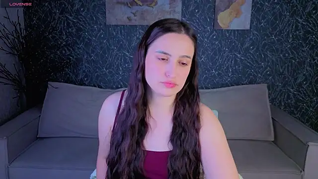 Elizabet Colllins online show from June 16, 4:53 pm