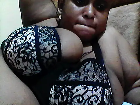 Snapshot of Pretty_sandrah chatting on July 13, 3:26 pm Pretty sandrah online show from July 13, 3:26 pm