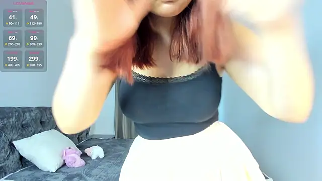 Snapshot of laylasweet_ chatting on June 5, 11:16 am laylasweet online show from June 5, 11:16 am