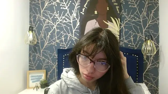 Snapshot of Allyshon_ chatting on May 30, 8:28 pm Allyshon online show from May 30, 8:28 pm