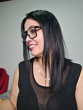 Snapshot of Scarlett_Valnyx chatting on June 21, 3:03 pm Scarlett Valnyx online show from June 21, 3:03 pm