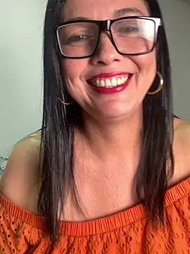 Snapshot of Scarlett_Valnyx chatting on July 2, 10:38 pm Scarlett Valnyx online show from July 2, 10:38 pm
