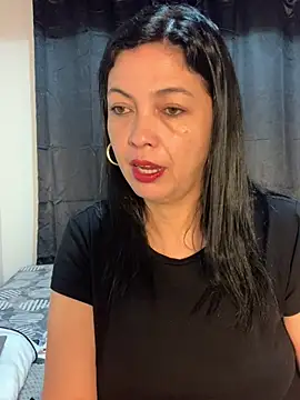 Snapshot of Scarlett_Valnyx chatting on July 3, 12:55 pm Scarlett Valnyx online show from July 3, 12:55 pm