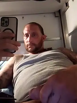 brazybooty92 online show from July 3, 8:43 am