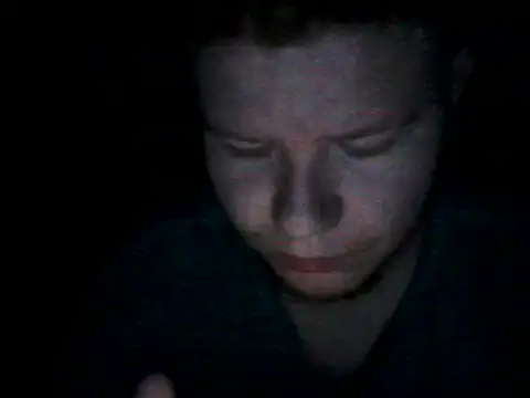 Snapshot of Galeguin1 chatting on May 19, 4:19 am Galeguin1 online show from May 19, 4:19 am