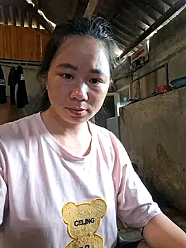 Mila 00 online show from May 19, 8:20 am