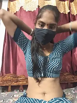 Snapshot of reshma124 chatting on June 26, 1:15 pm reshma124 online show from June 26, 1:15 pm