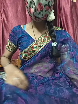 Snapshot of reshma124 chatting on June 27, 2:55 pm reshma124 online show from June 27, 2:55 pm