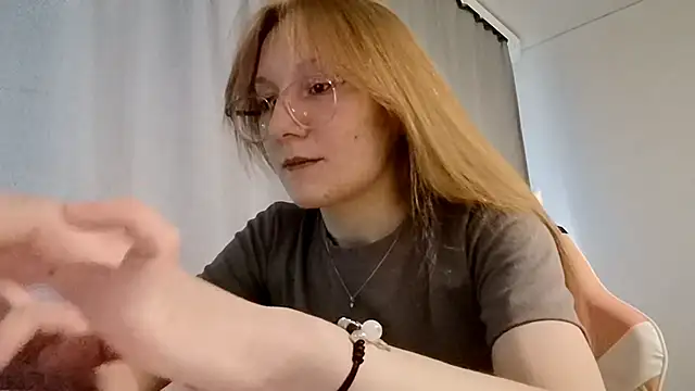 LauraTurber online show from May 20, 3:07 pm