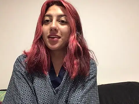 Emma Cut online show from June 9, 9:10 am