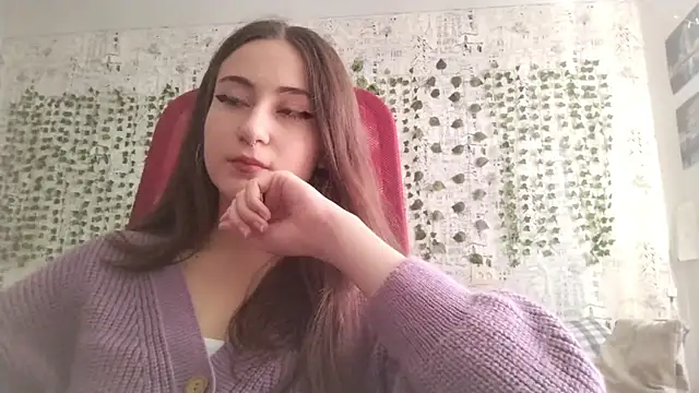 Snapshot of Pollykiss chatting on July 16, 10:43 am Pollykiss online show from July 16, 10:43 am