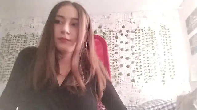 Snapshot of Pollykiss chatting on July 30, 10:36 am Pollykiss online show from July 30, 10:36 am
